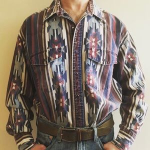 Vintage Wrangler men’s snap button up shirt